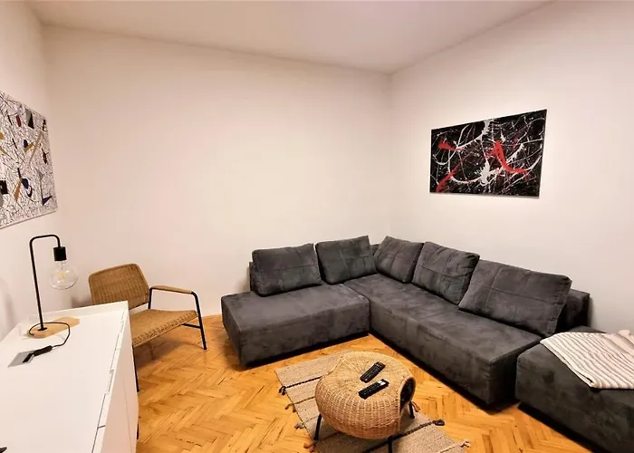 Arena *